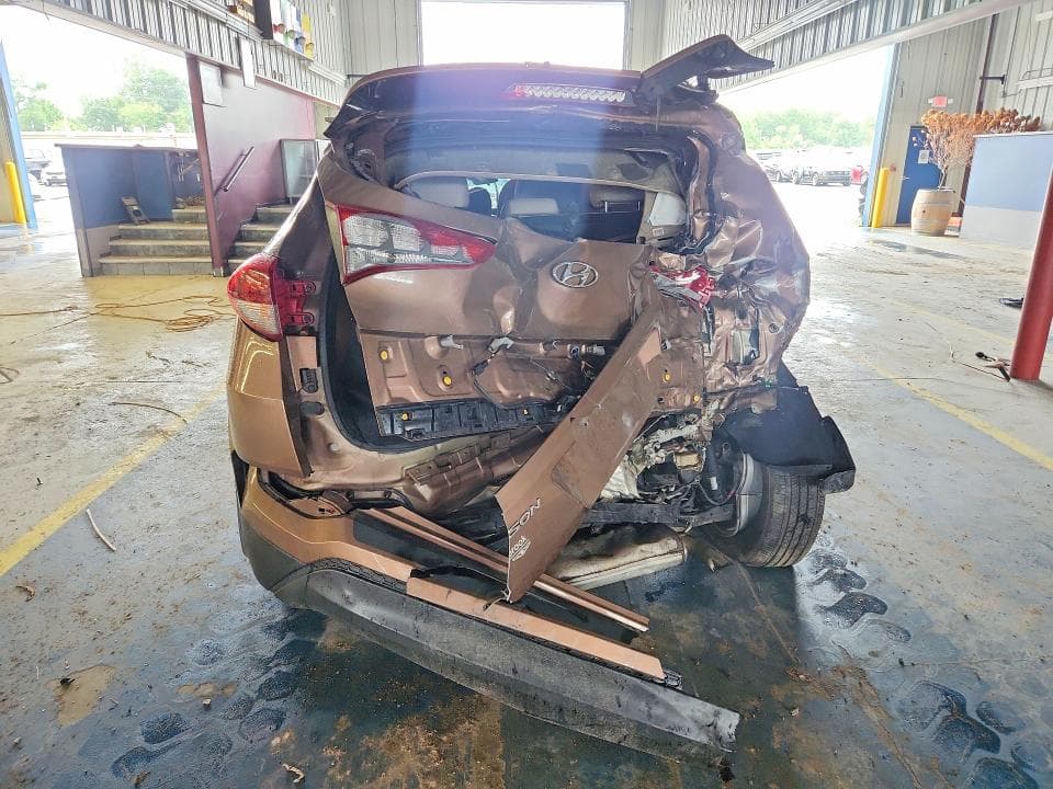 2017 HYUNDAI TUCSON SE SE 6