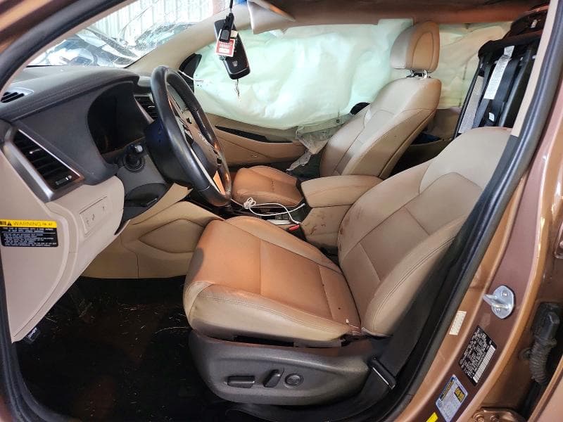 2017 HYUNDAI TUCSON SE SE 7