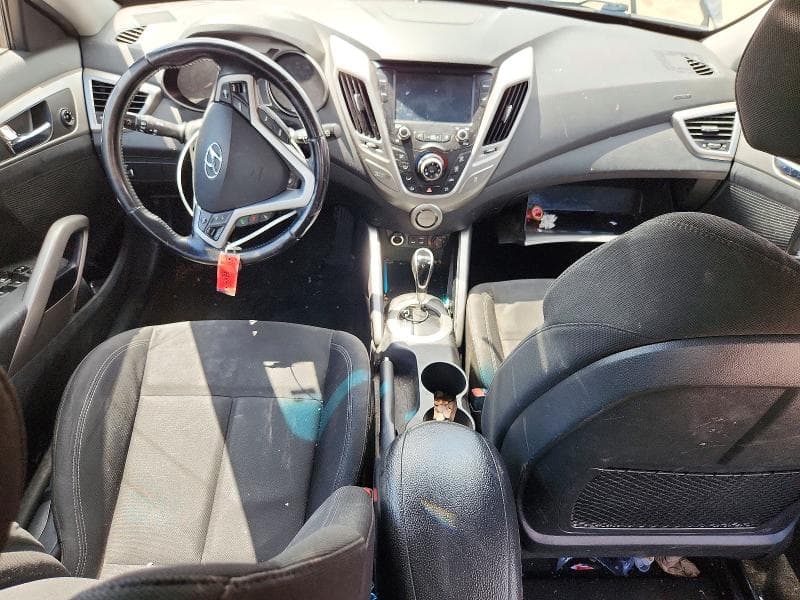 2017 HYUNDAI VELOSTER BASE BASE 8