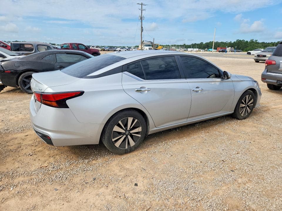 2022 NISSAN ALTIMA SV 3