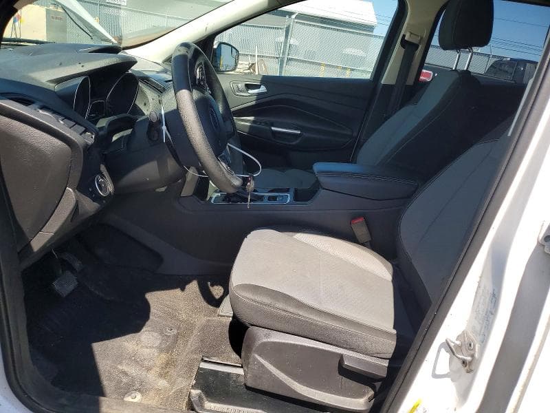 2017 FORD ESCAPE SE SE 8