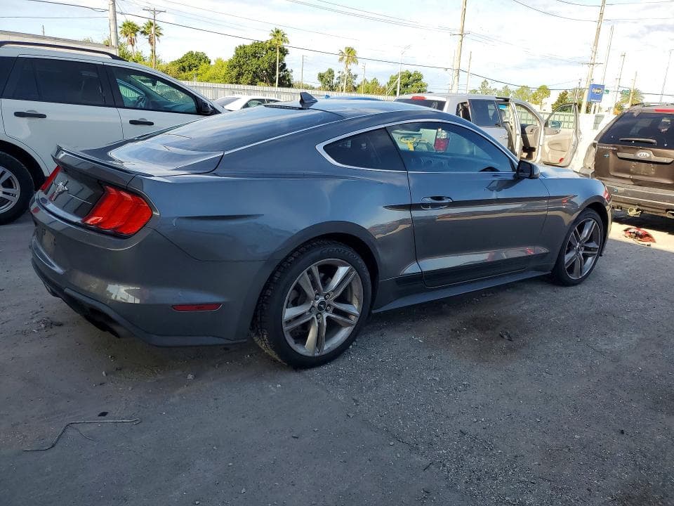 2021 FORD MUSTANG 3