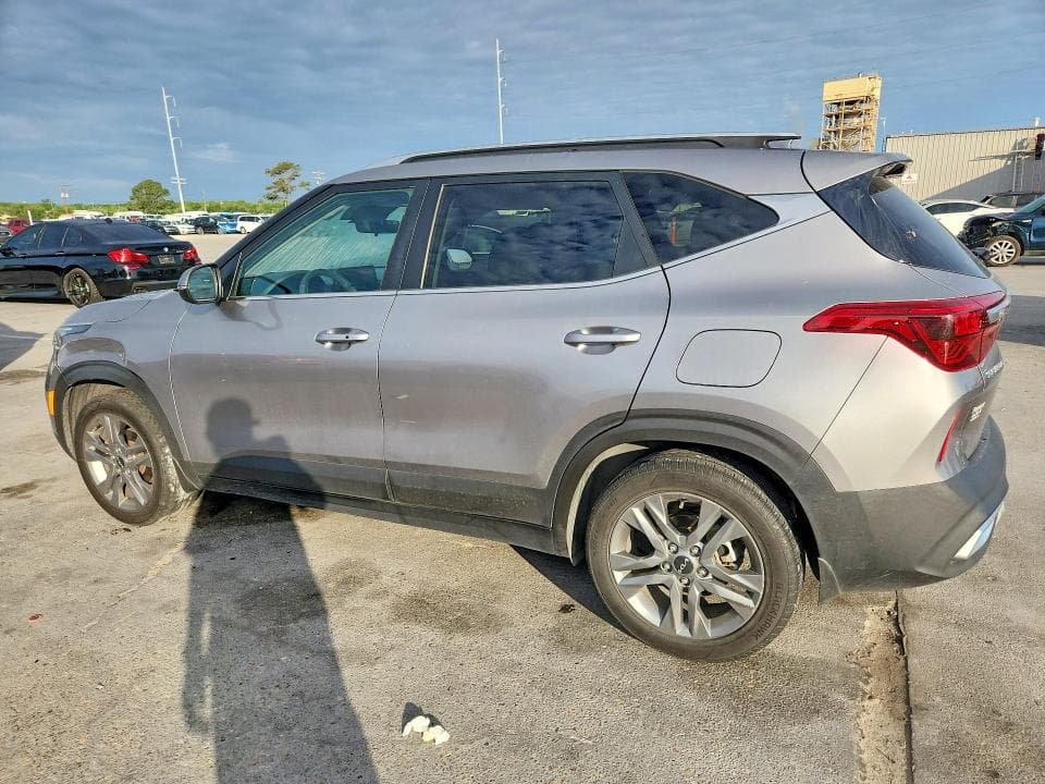 2022 KIA SELTOS S 2
