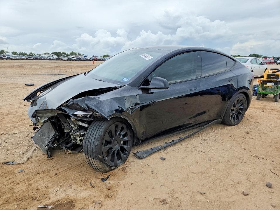 2023 TESLA MODEL Y 1