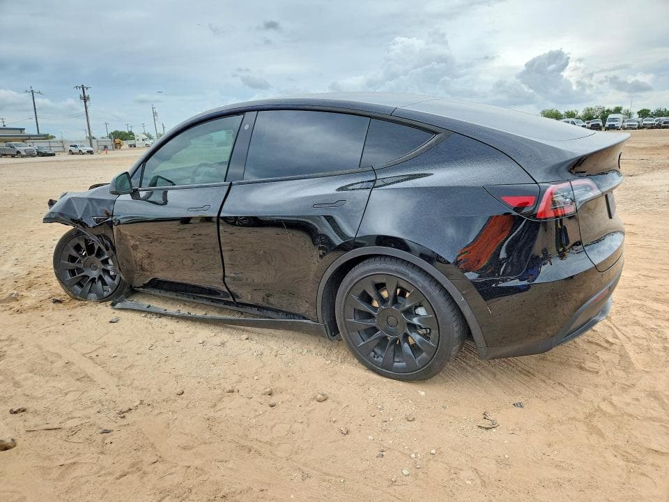 2023 TESLA MODEL Y 2