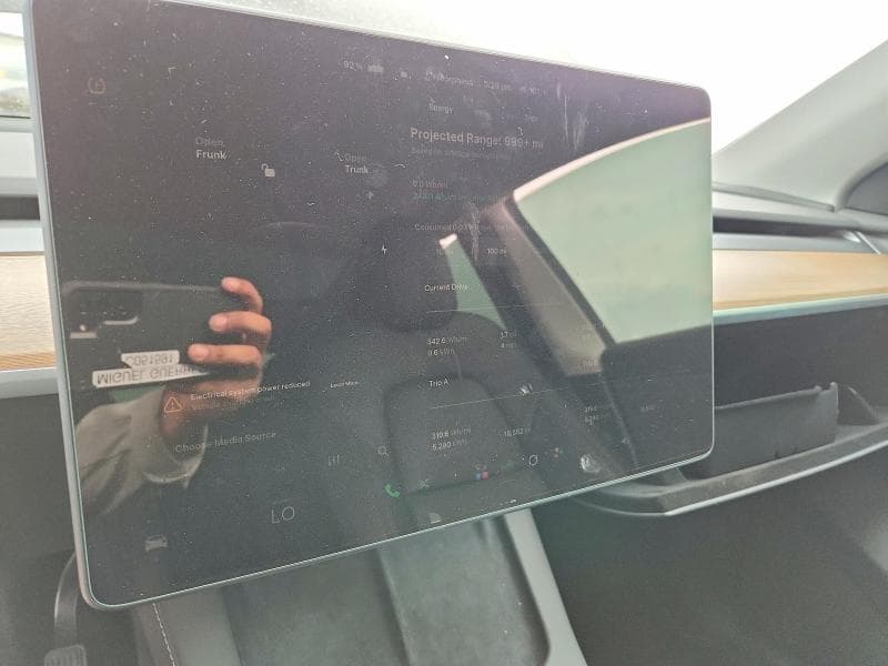 2023 TESLA MODEL Y 9