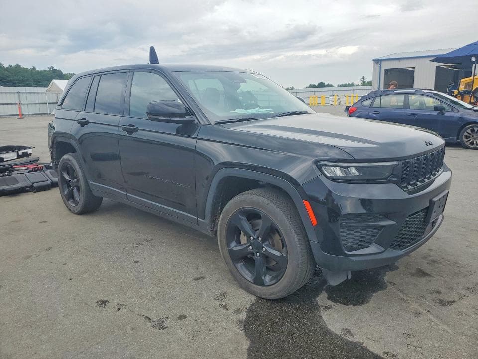 2023 JEEP GRAND CHEROKEE LAREDO 4