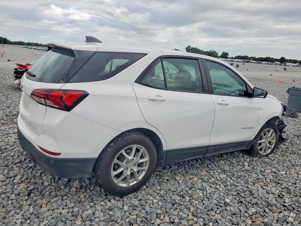 2022 CHEVROLET EQUINOX LS 3