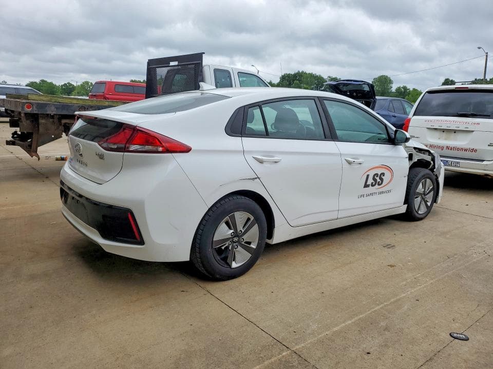 2018 HYUNDAI IONIQ BLUE 3