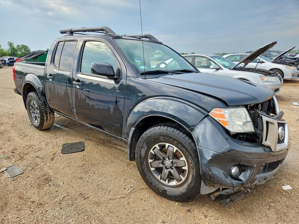 2019 NISSAN FRONTIER PRO-4X CREW 4