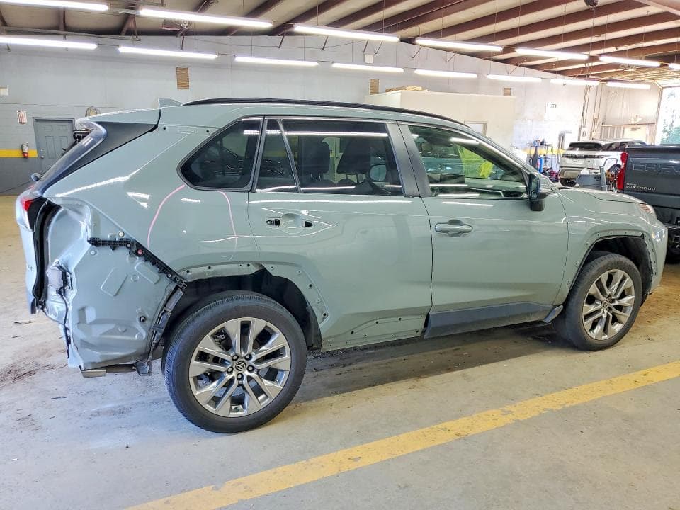 2022 TOYOTA RAV4 XLE PREMIUM XLE PREMIUM 3
