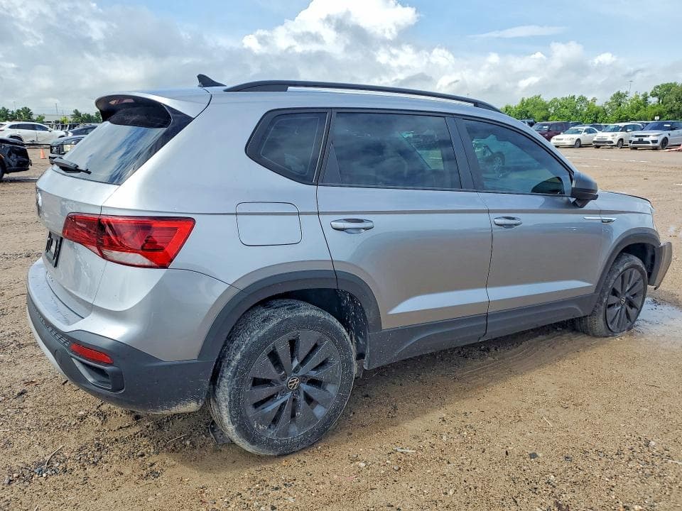 2024 VOLKSWAGEN TAOS S 3