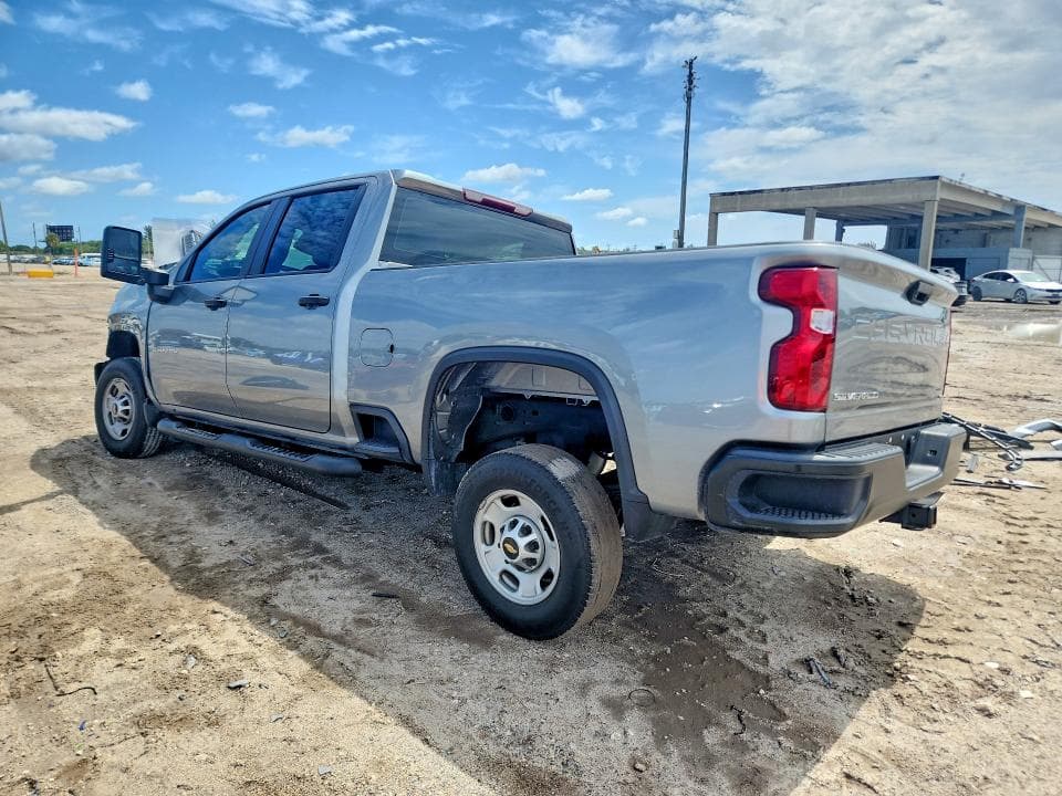 2024 CHEVROLET SILVERADO C2500 HEAVY DUTY 2