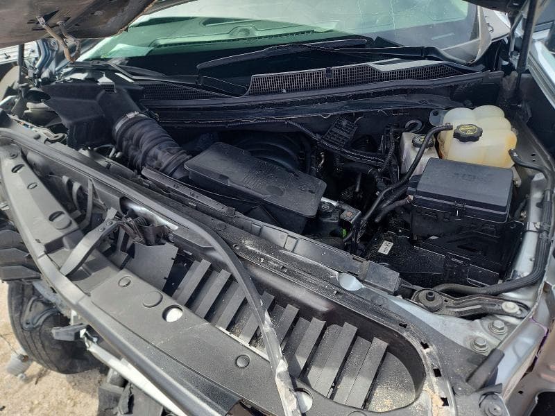 2024 CHEVROLET SILVERADO C2500 HEAVY DUTY 11