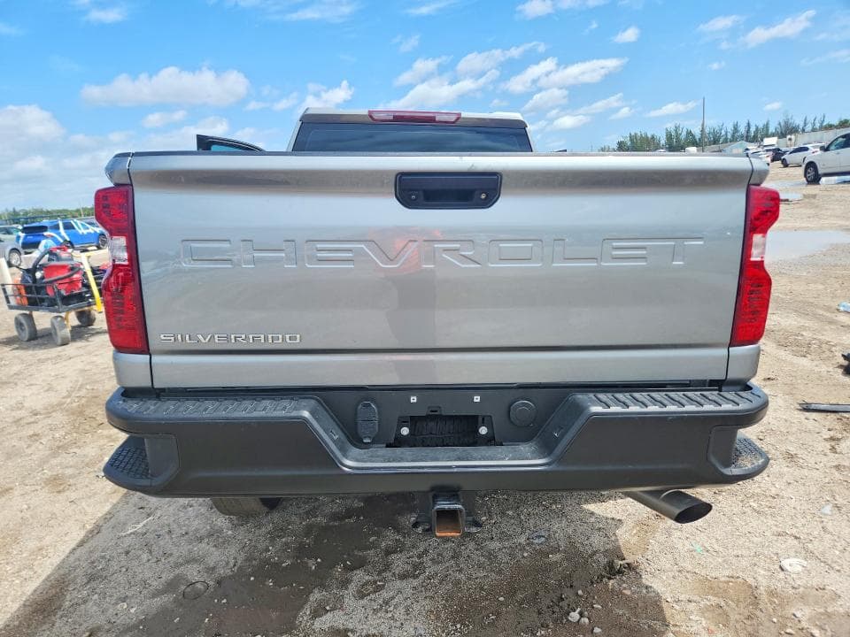 2024 CHEVROLET SILVERADO C2500 HEAVY DUTY 6