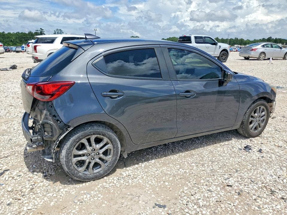 2020 TOYOTA YARIS HATCHBACK LE LE 3
