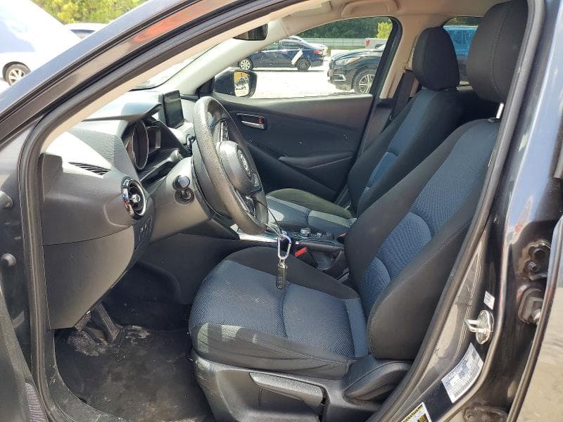 2020 TOYOTA YARIS HATCHBACK LE LE 7
