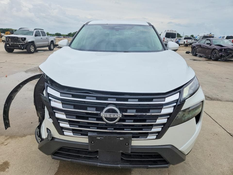 2024 NISSAN ROGUE SV 5
