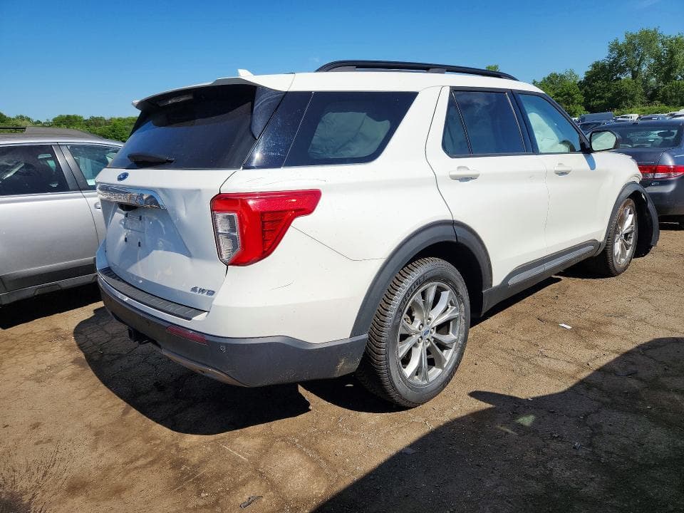 2021 FORD EXPLORER XLT 3