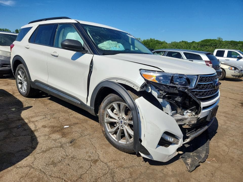 2021 FORD EXPLORER XLT 4