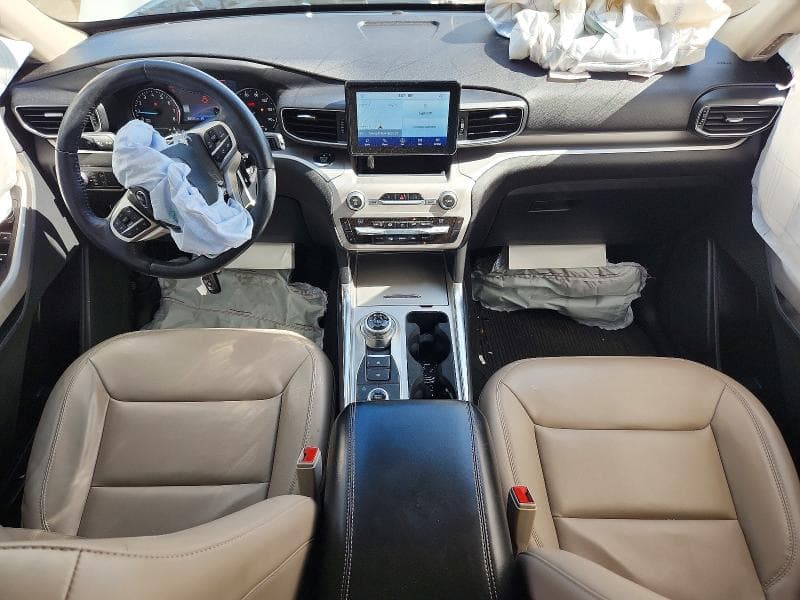 2021 FORD EXPLORER XLT 8