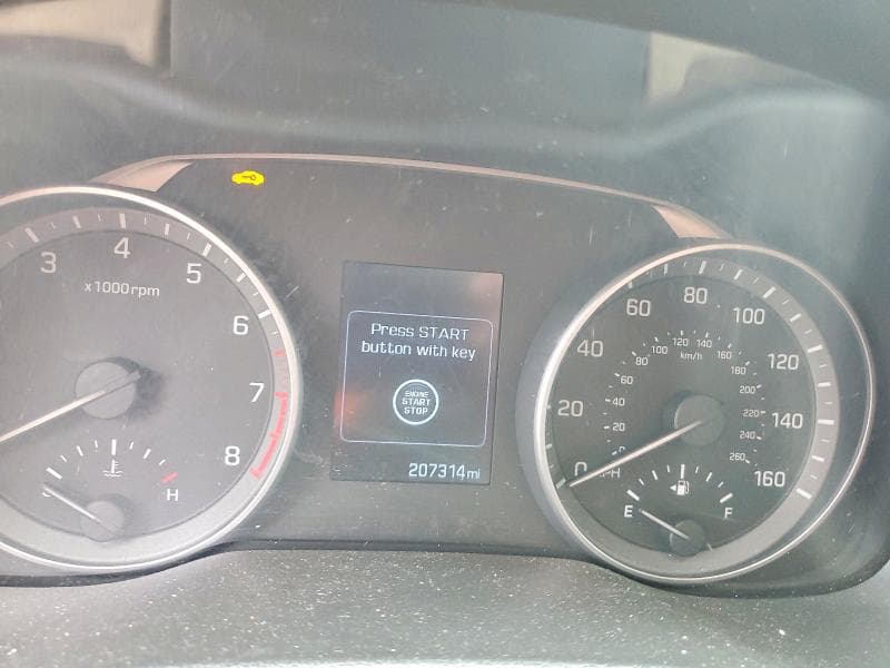 2017 HYUNDAI ELANTRA SE 10