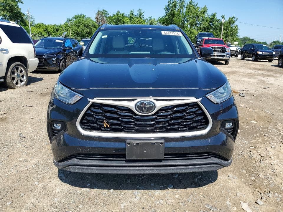 2020 TOYOTA HIGHLANDER XLE XLE 5