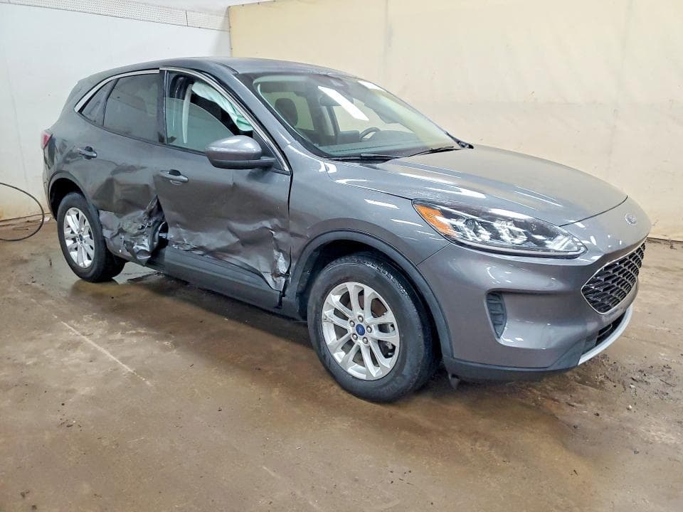 2021 FORD ESCAPE SE SE 4