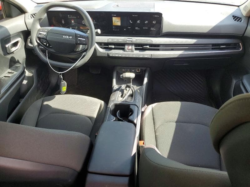2026 KIA K4 LX 8