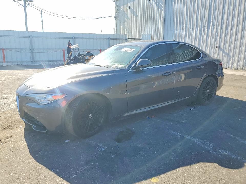 2017 ALFA ROMEO GIULIA TI