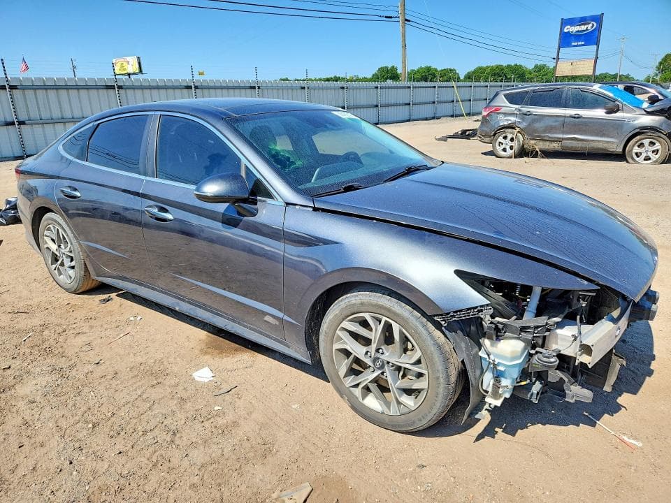 2023 HYUNDAI SONATA SEL 4