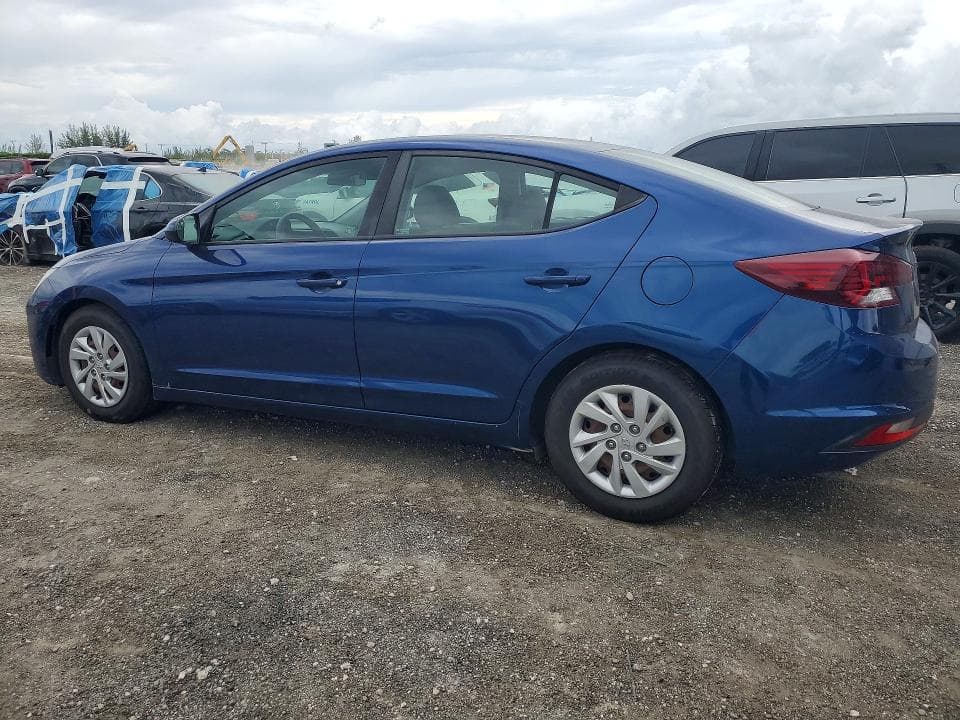 2019 HYUNDAI ELANTRA SE 2
