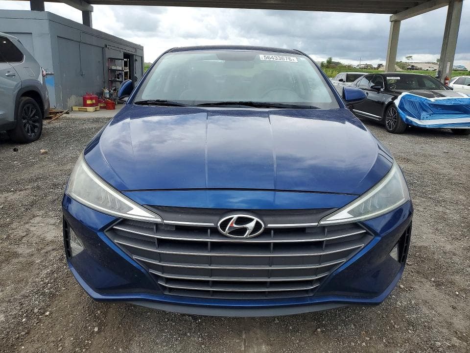 2019 HYUNDAI ELANTRA SE 5