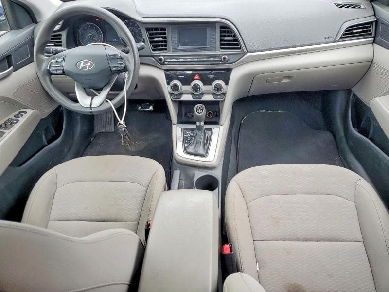 2019 HYUNDAI ELANTRA SE 8