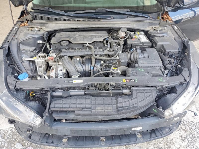 2021 HYUNDAI ELANTRA SE 11