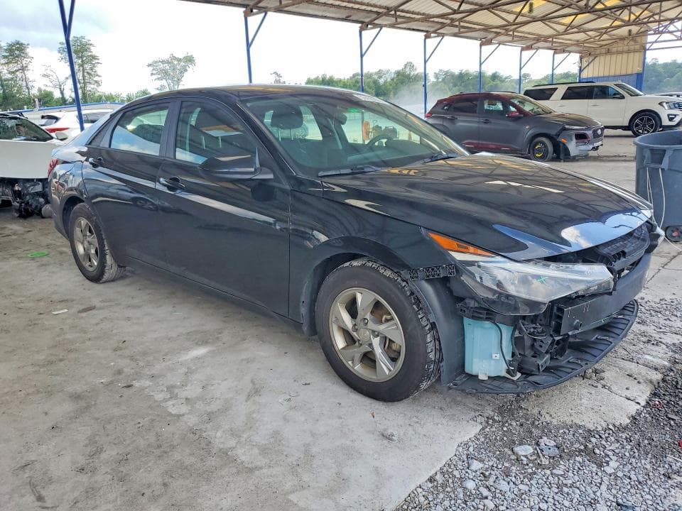 2021 HYUNDAI ELANTRA SE 4