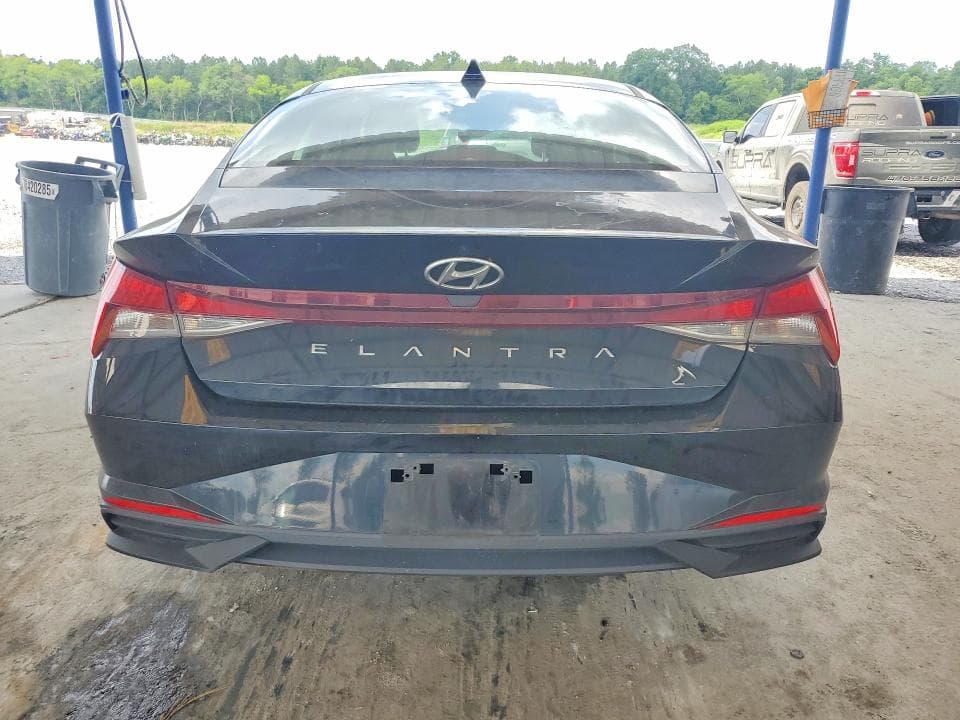 2021 HYUNDAI ELANTRA SE 6