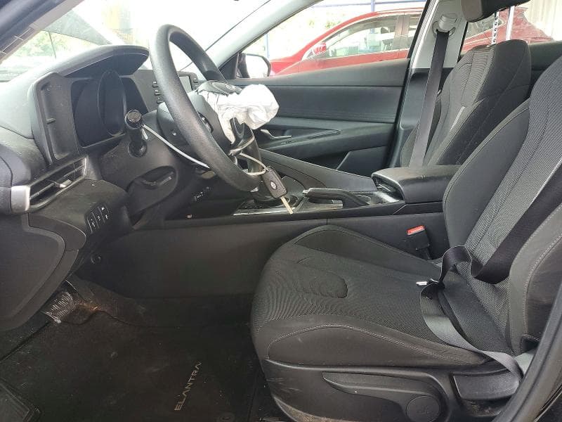 2021 HYUNDAI ELANTRA SE 7
