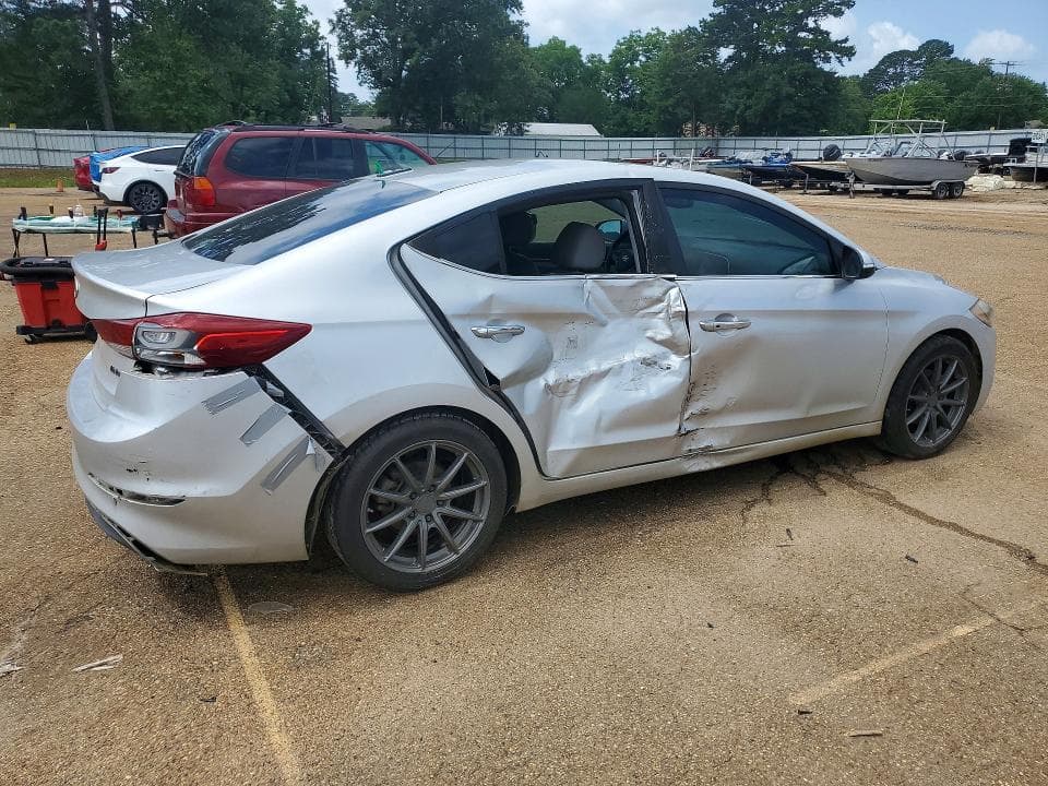 2017 HYUNDAI ELANTRA SE 3