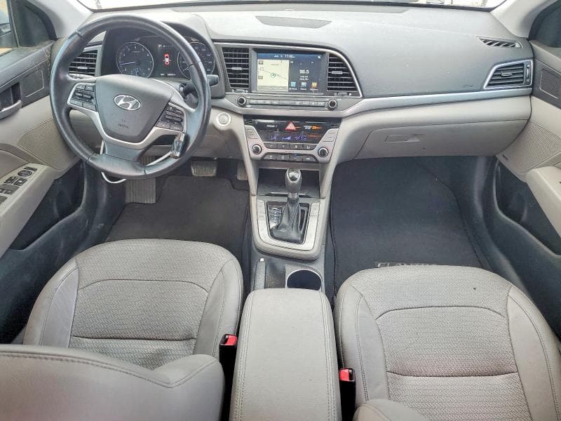 2017 HYUNDAI ELANTRA SE 8