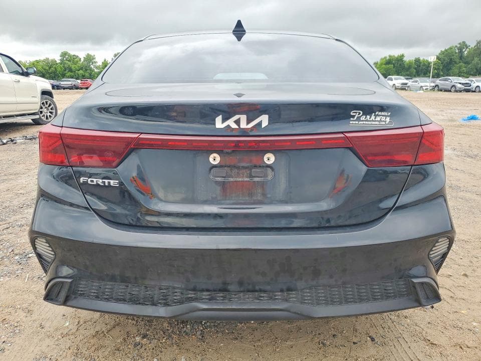 2022 KIA FORTE LXS 6
