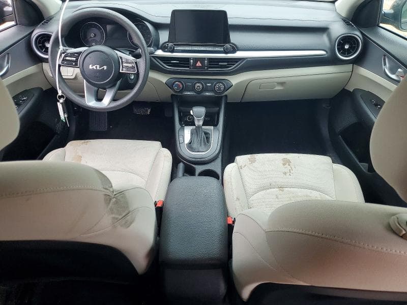 2022 KIA FORTE LXS 8