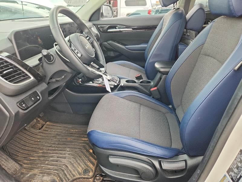 2025 KIA SELTOS S 7