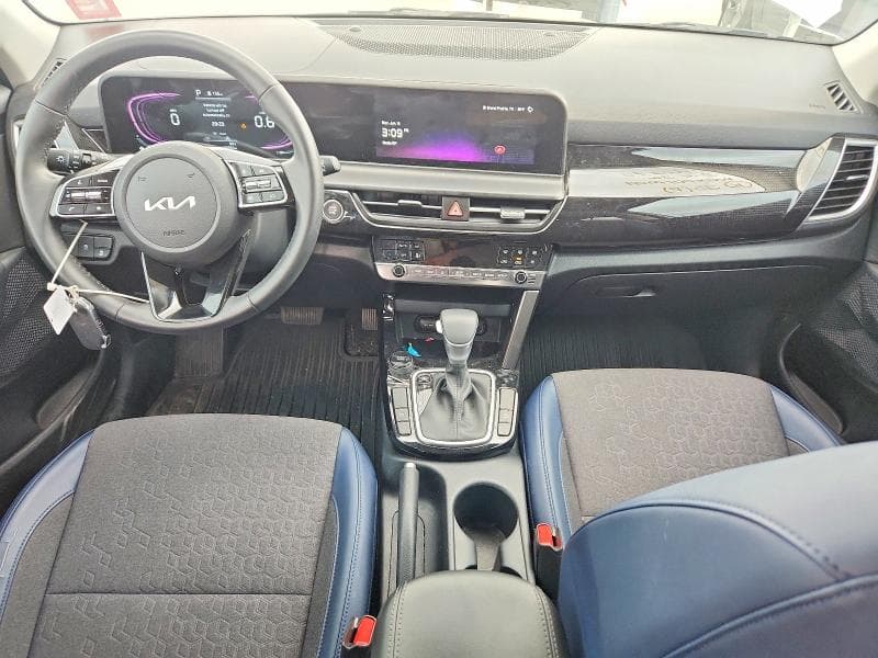 2025 KIA SELTOS S 8