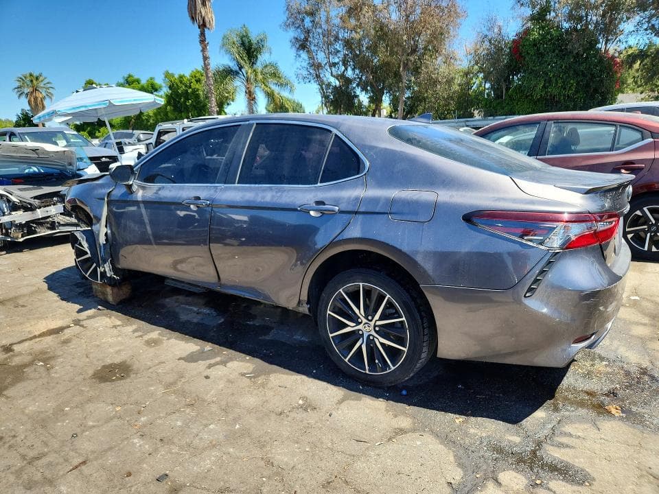 2021 TOYOTA CAMRY SE SE 2