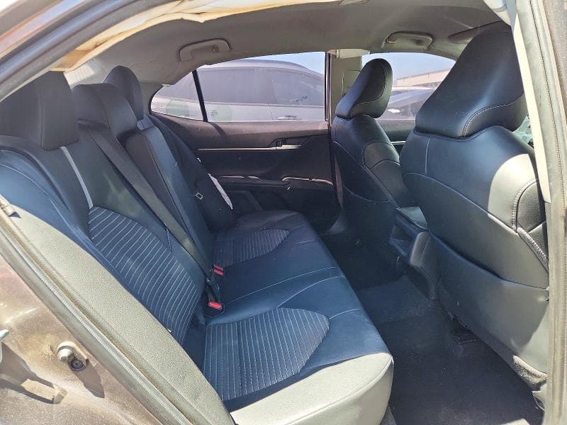 2021 TOYOTA CAMRY SE SE 10