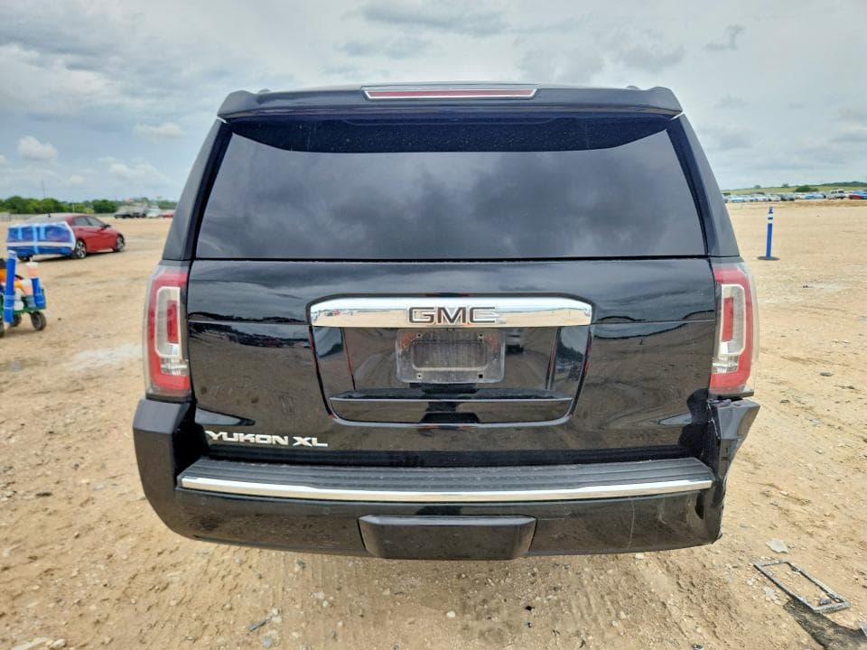2020 GMC YUKON XL DENALI 6