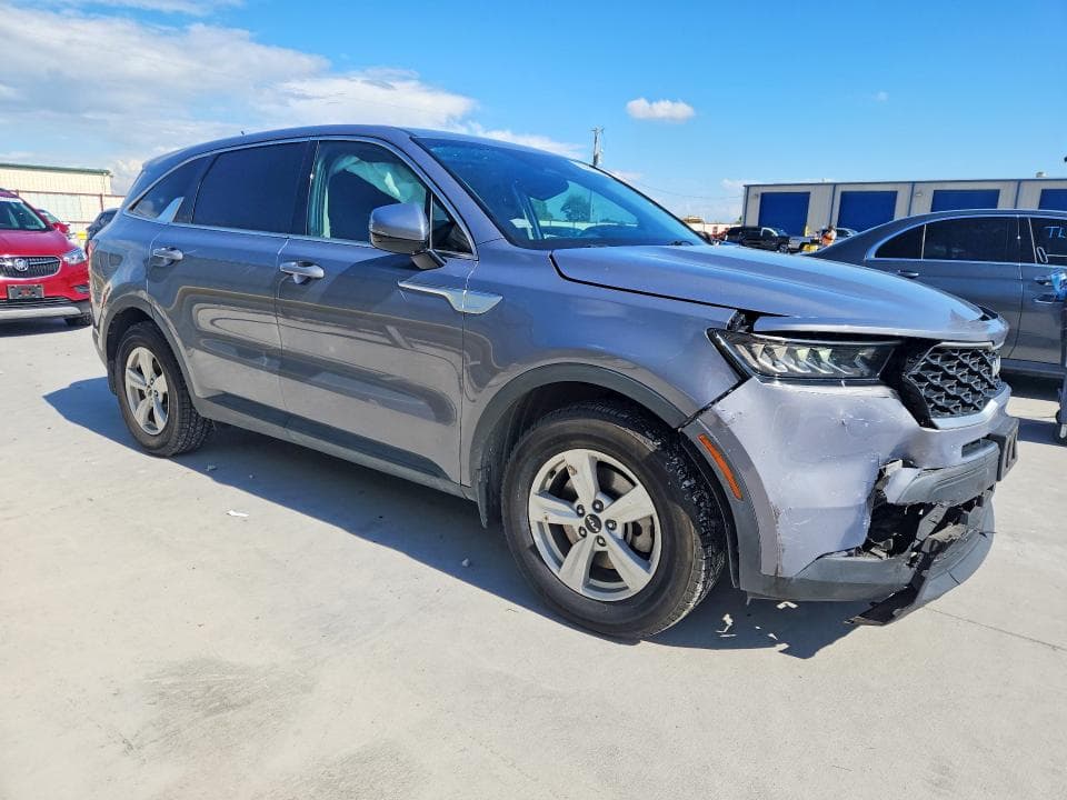 2022 KIA SORENTO LX 4