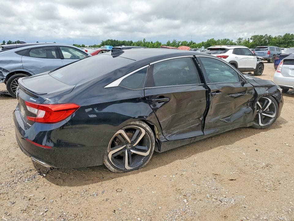 2018 HONDA ACCORD SPORT 3