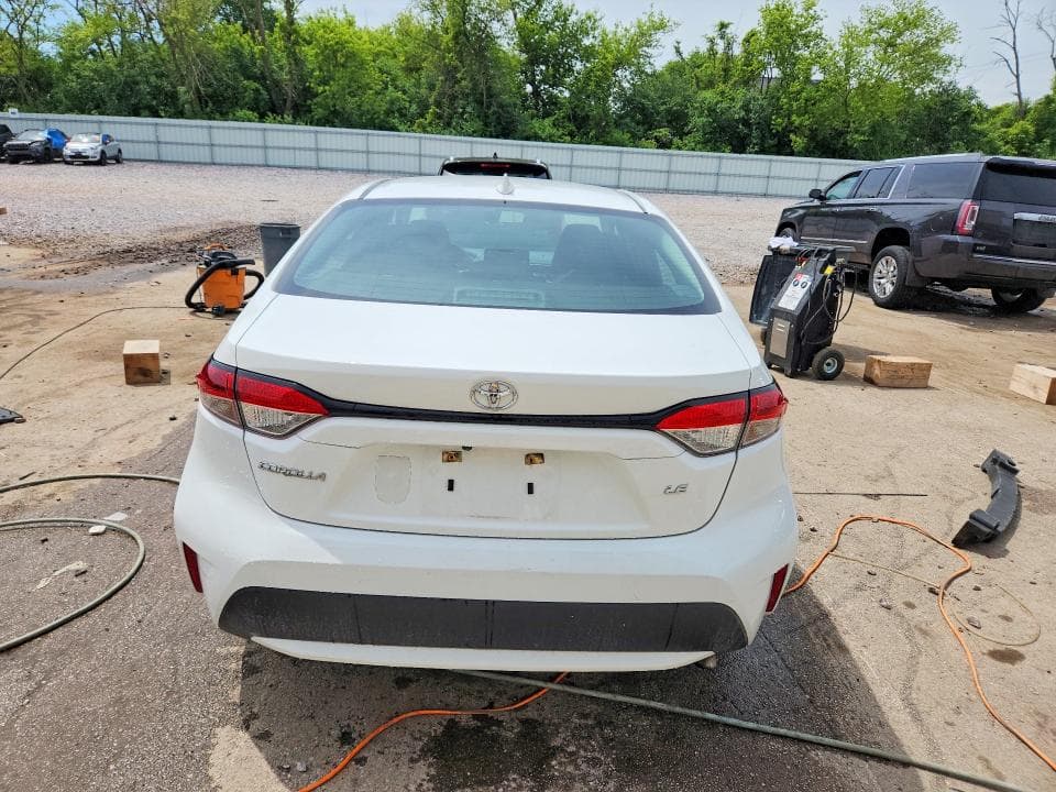 2021 TOYOTA COROLLA LE 6